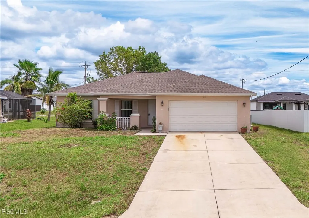 1213 NE 6th Avenue Cape Coral FL 33909