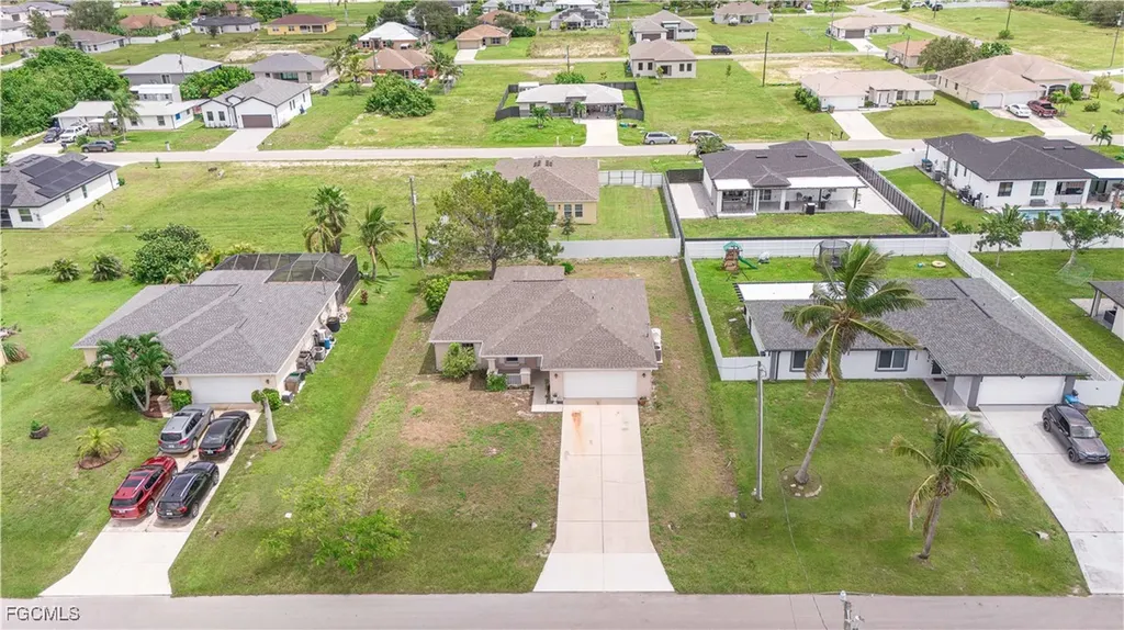 1213 NE 6th Avenue Cape Coral FL 33909