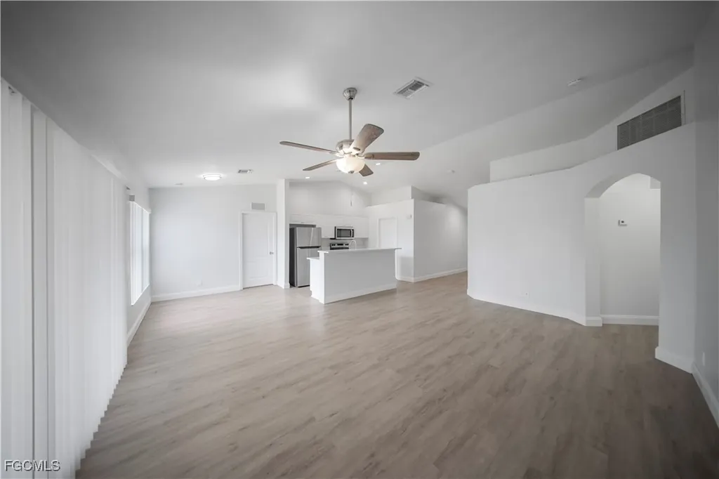 1213 NE 6th Avenue Cape Coral FL 33909