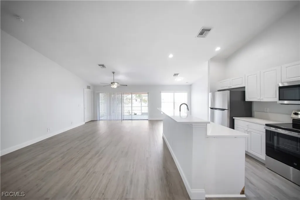 1213 NE 6th Avenue Cape Coral FL 33909