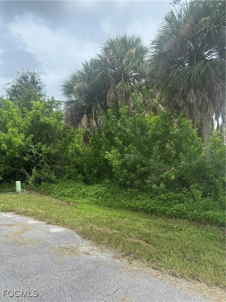 111 Bebb Court Rotonda West FL 33947