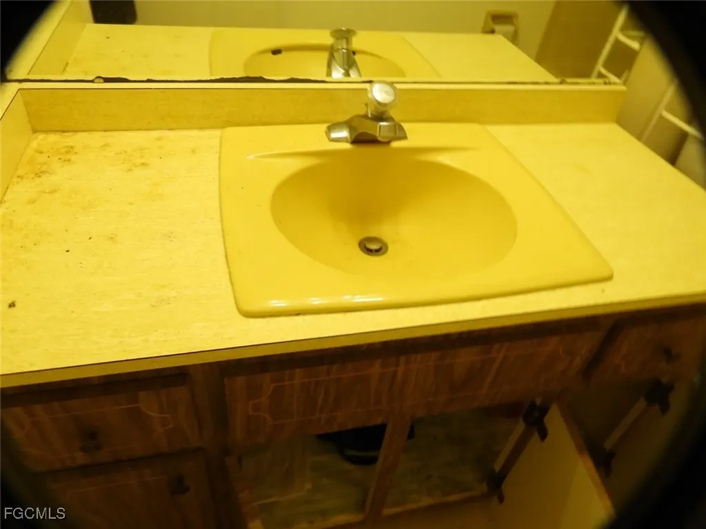 1367 Bunker Way Fort Myers FL 33919