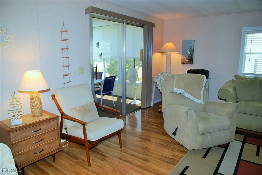 395 Snead Drive North Fort Myers FL 33903