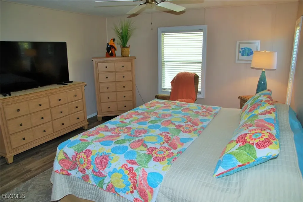 395 Snead Drive North Fort Myers FL 33903