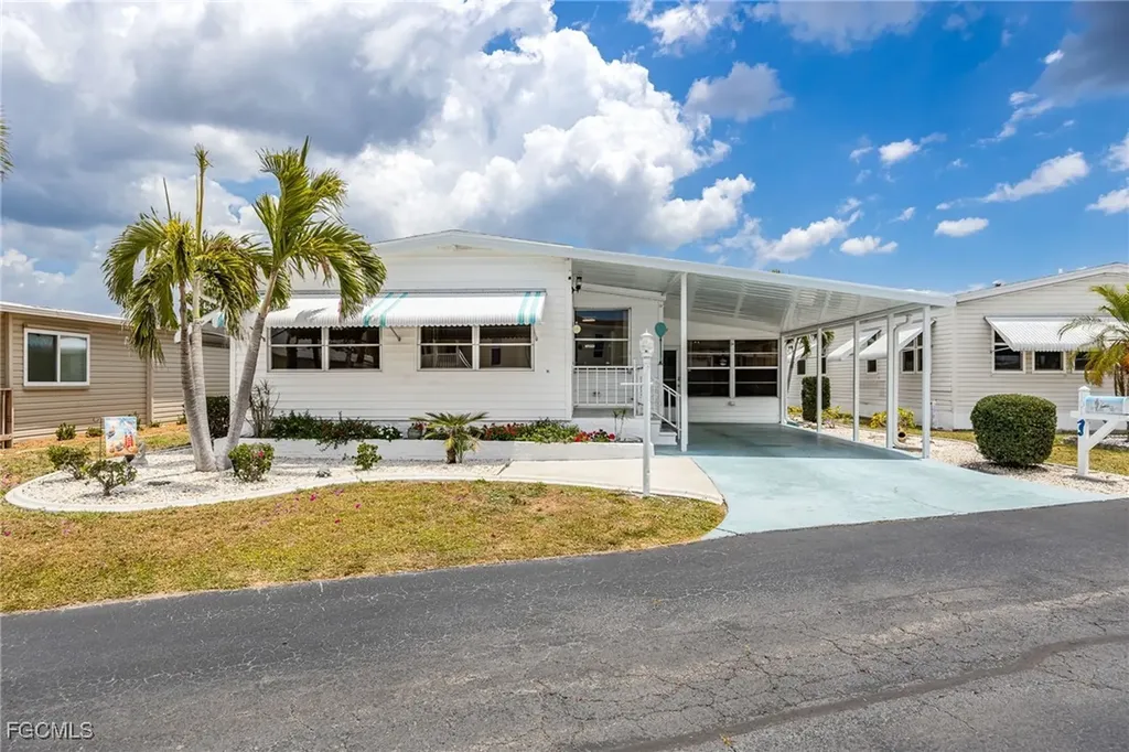 101 Elise Drive Fort Myers FL 33908