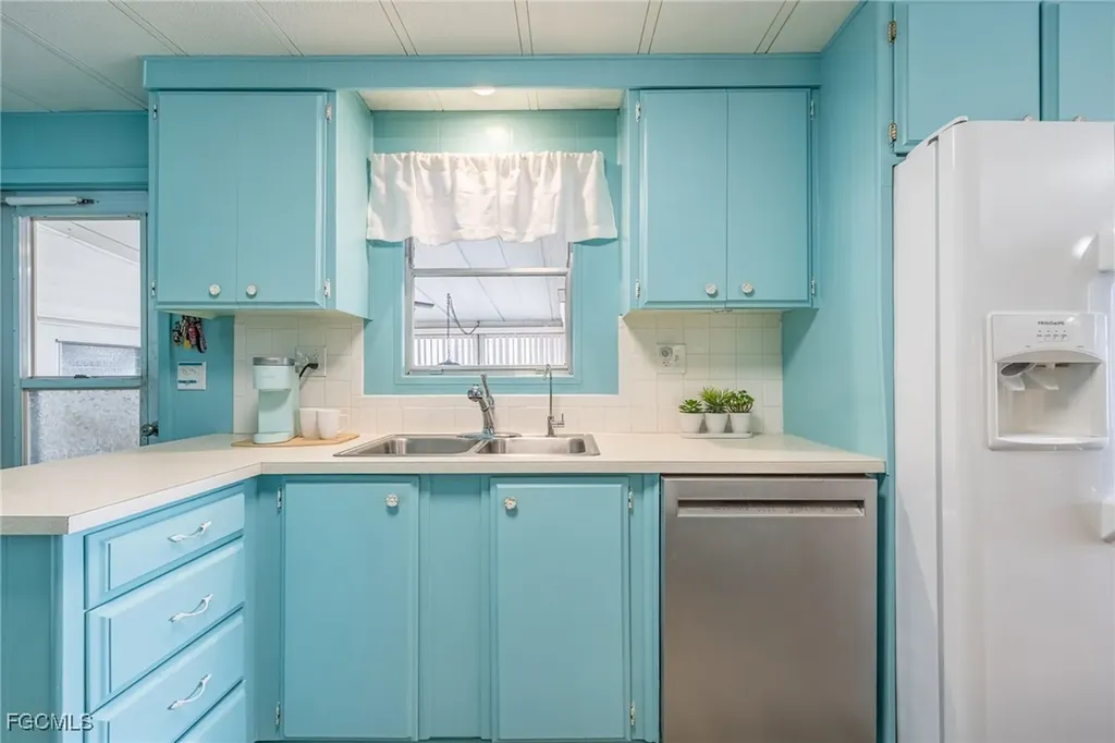 101 Elise Drive Fort Myers FL 33908