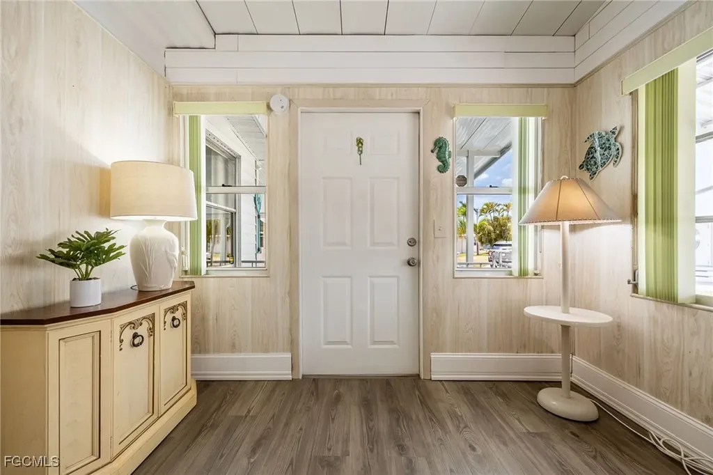 101 Elise Drive Fort Myers FL 33908