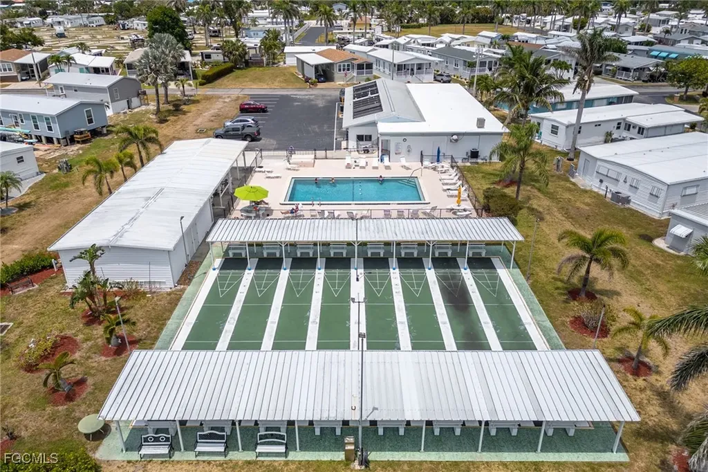 101 Elise Drive Fort Myers FL 33908