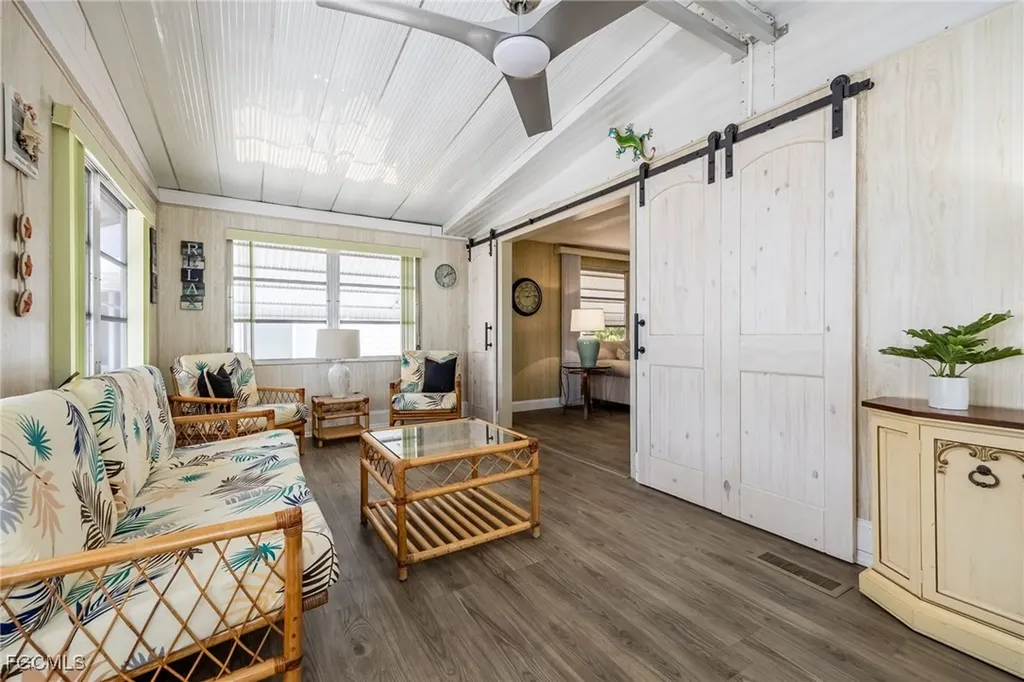 101 Elise Drive Fort Myers FL 33908