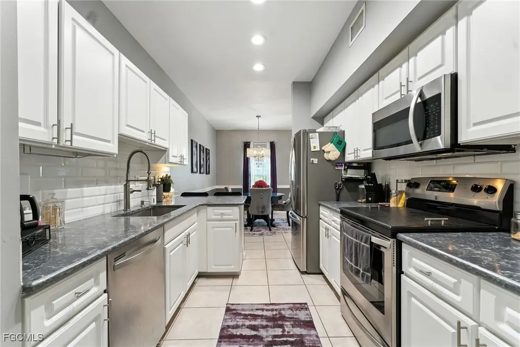 9763 Glen Heron Drive Bonita Springs FL 34135