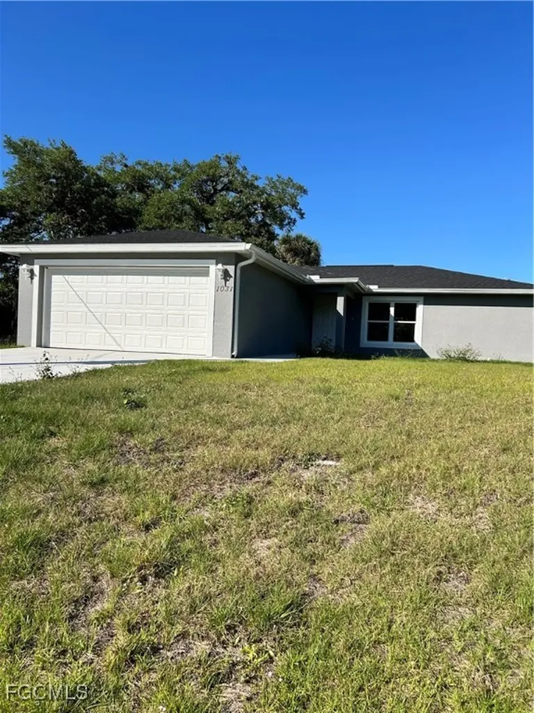 1031 S Bronze Court Labelle FL 33935