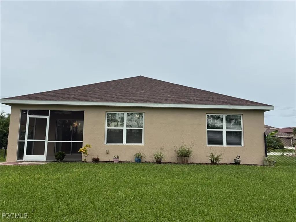 2301 SW 38th Terrace Cape Coral FL 33914