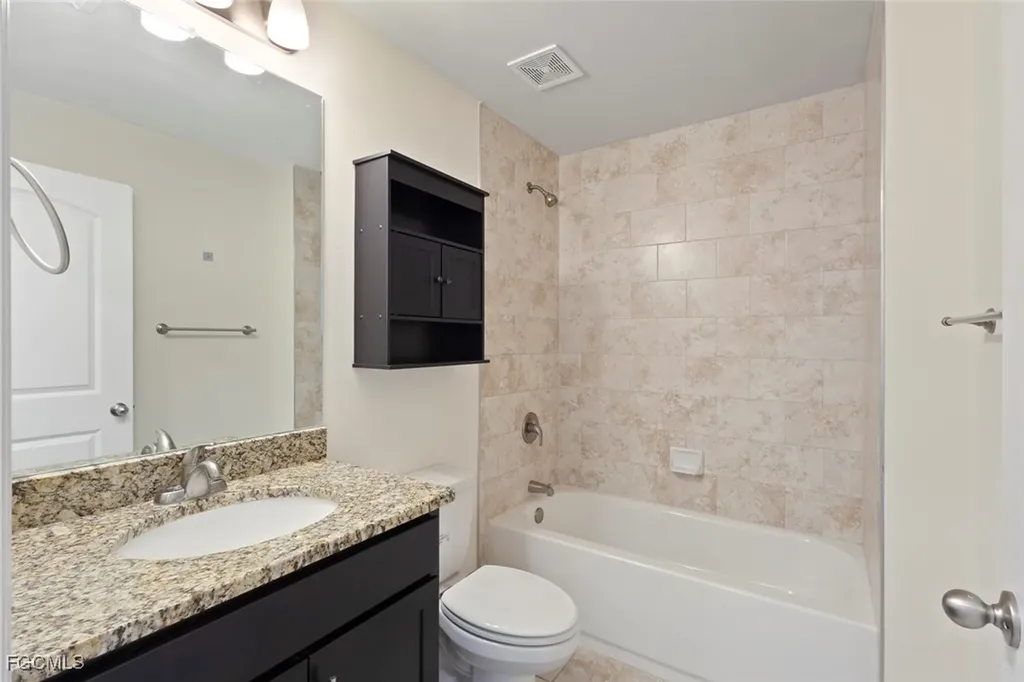 2705 NW 5th Terrace Cape Coral FL 33993