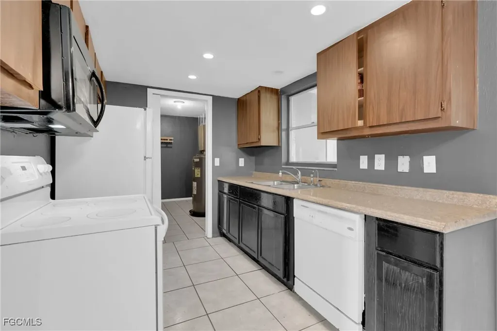 4817 Zana Drive Fort Myers FL 33905