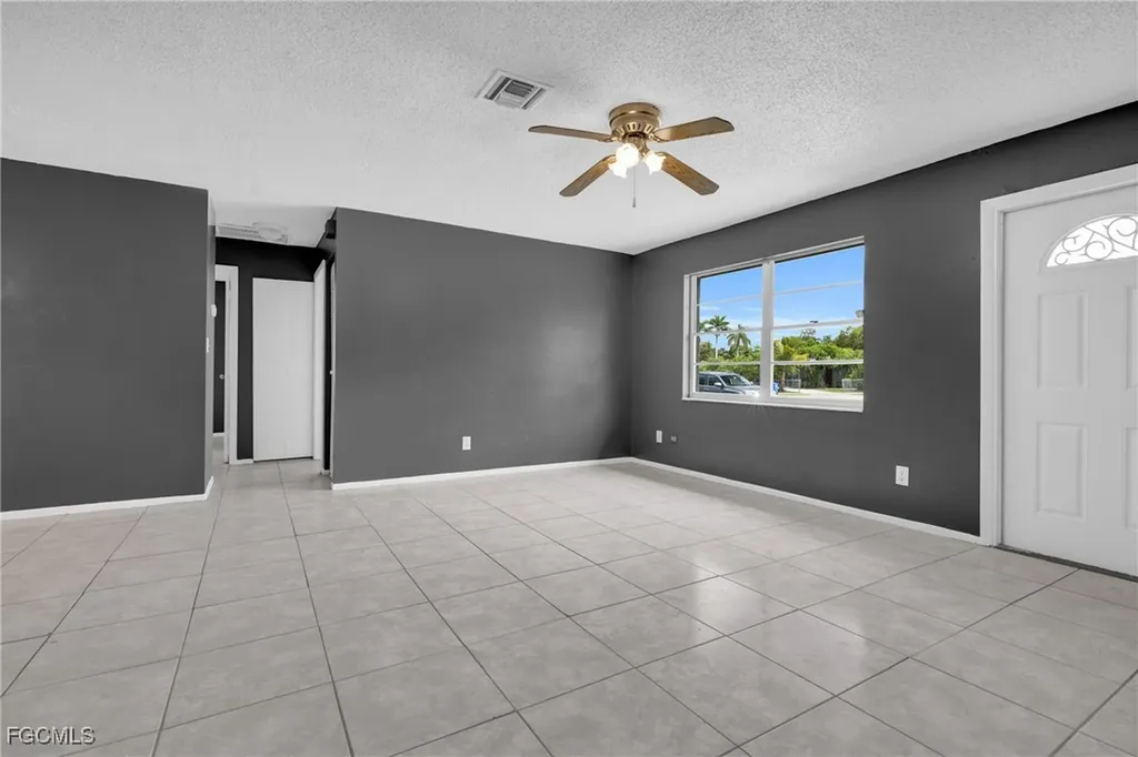 4817 Zana Drive Fort Myers FL 33905