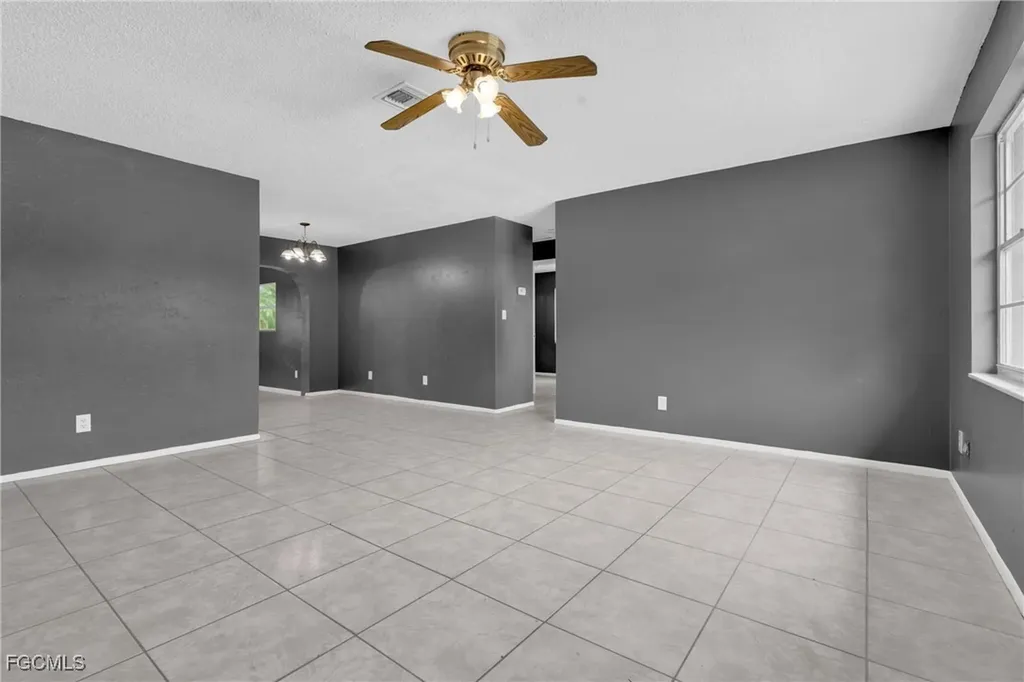 4817 Zana Drive Fort Myers FL 33905