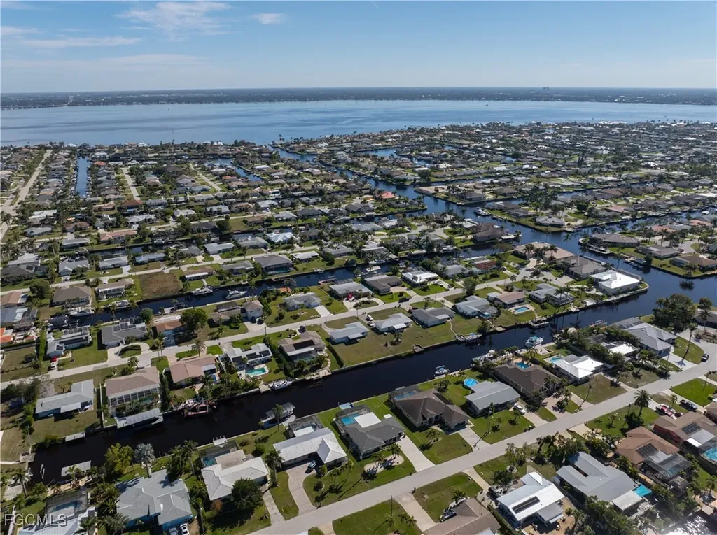 3102 SE 18th Avenue Cape Coral FL 33904