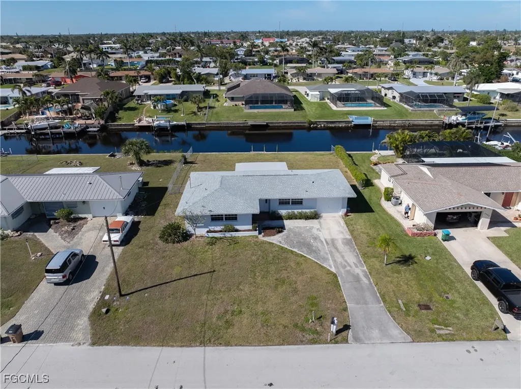 3102 SE 18th Avenue Cape Coral FL 33904