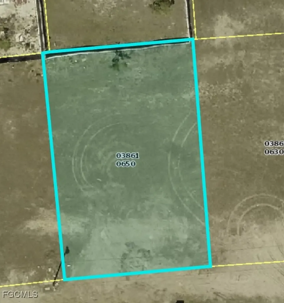 1905 NW 18th Street Cape Coral FL 33993