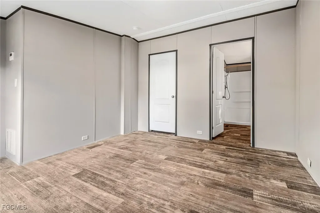 4992 Mars Street Fort Myers FL 33905