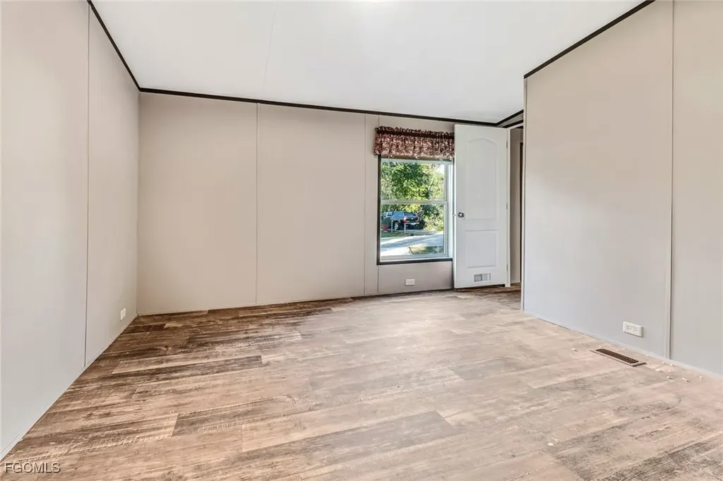 4992 Mars Street Fort Myers FL 33905