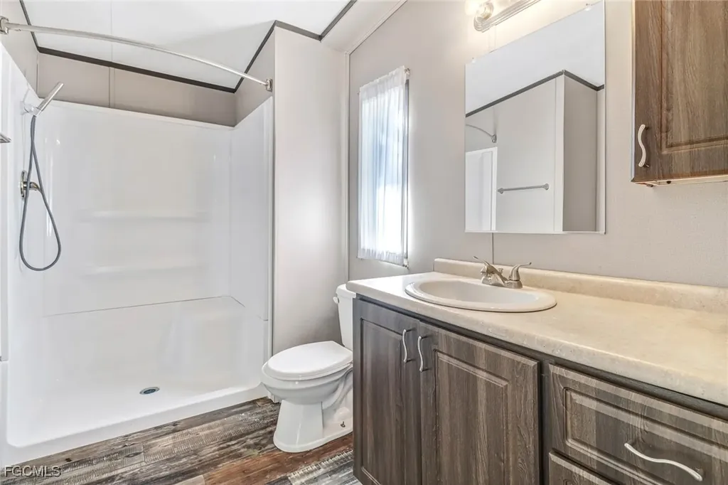 4992 Mars Street Fort Myers FL 33905