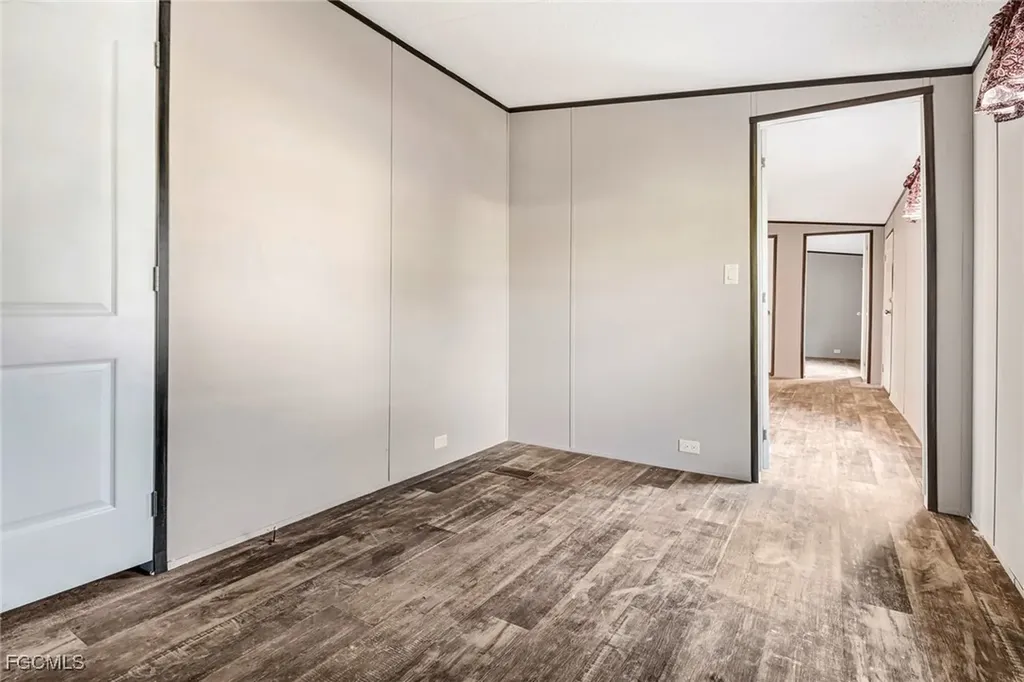 4992 Mars Street Fort Myers FL 33905