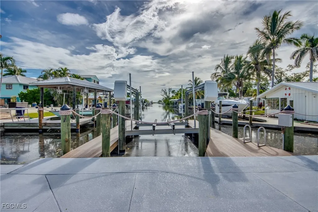 2660 Date Street St. James City FL 33956