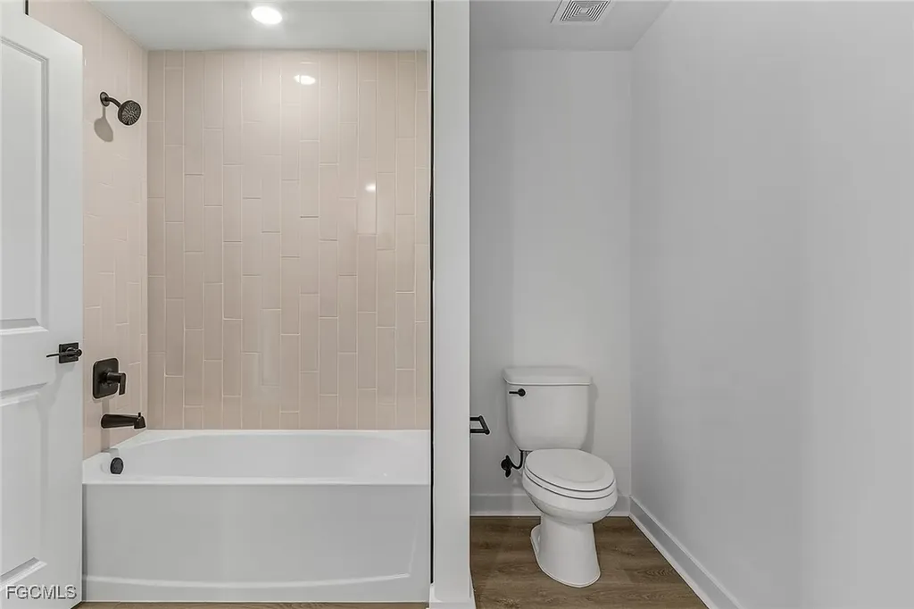 521 NW 23rd Street Cape Coral FL 33993