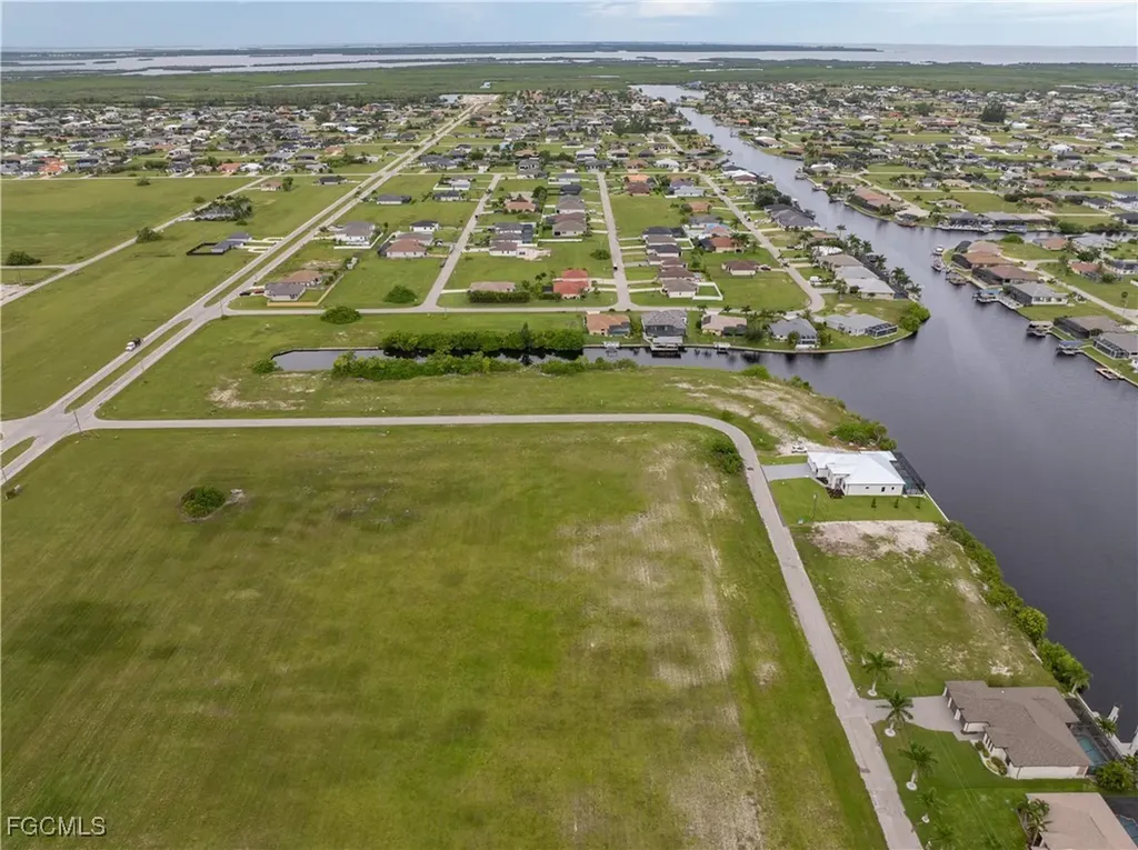 3216 NW 9th Street Cape Coral FL 33993