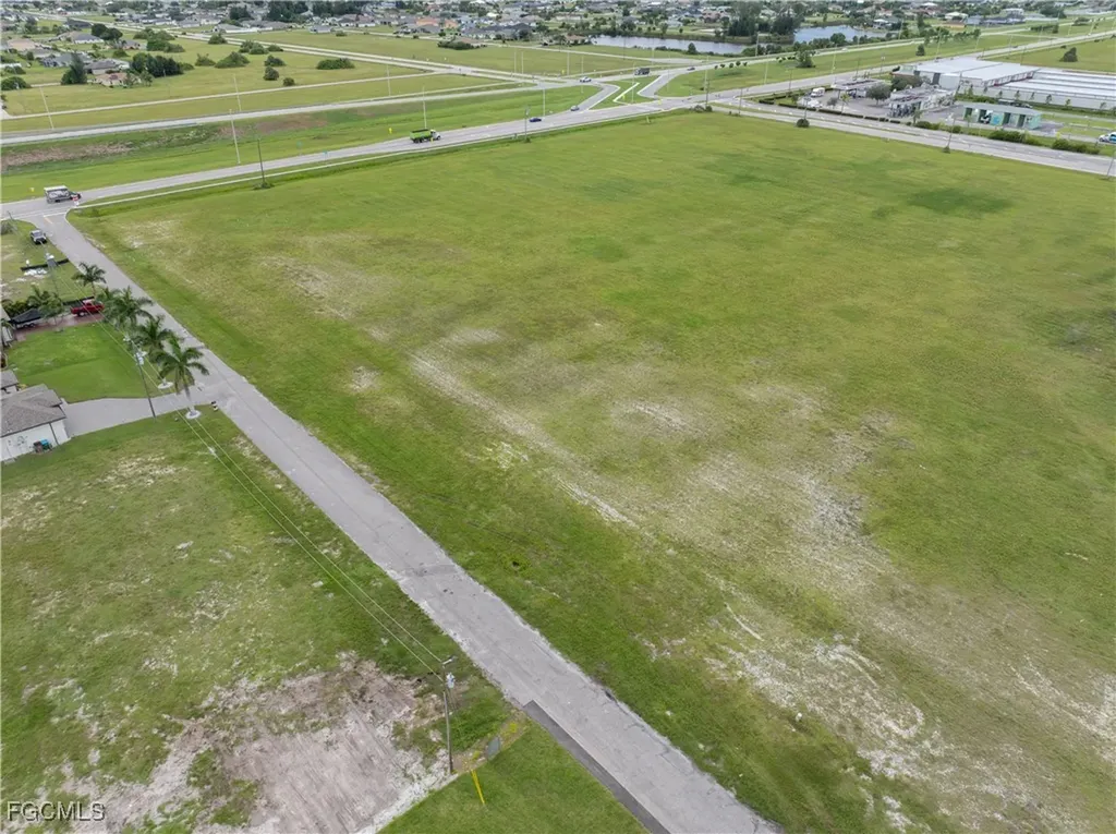 3216 NW 9th Street Cape Coral FL 33993