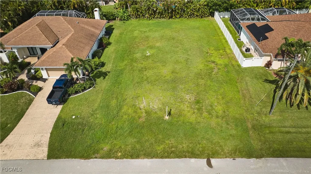 4724 SW 23rd Avenue Cape Coral FL 33914