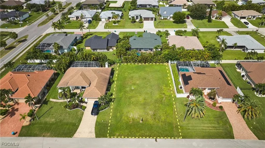 4724 SW 23rd Avenue Cape Coral FL 33914