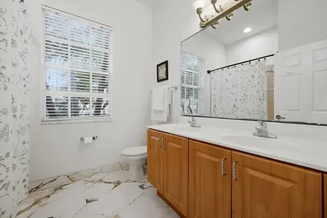 123 Via Santa Cruz Jupiter FL 33458