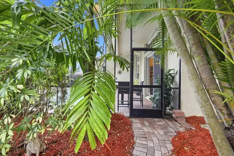 123 Via Santa Cruz Jupiter FL 33458