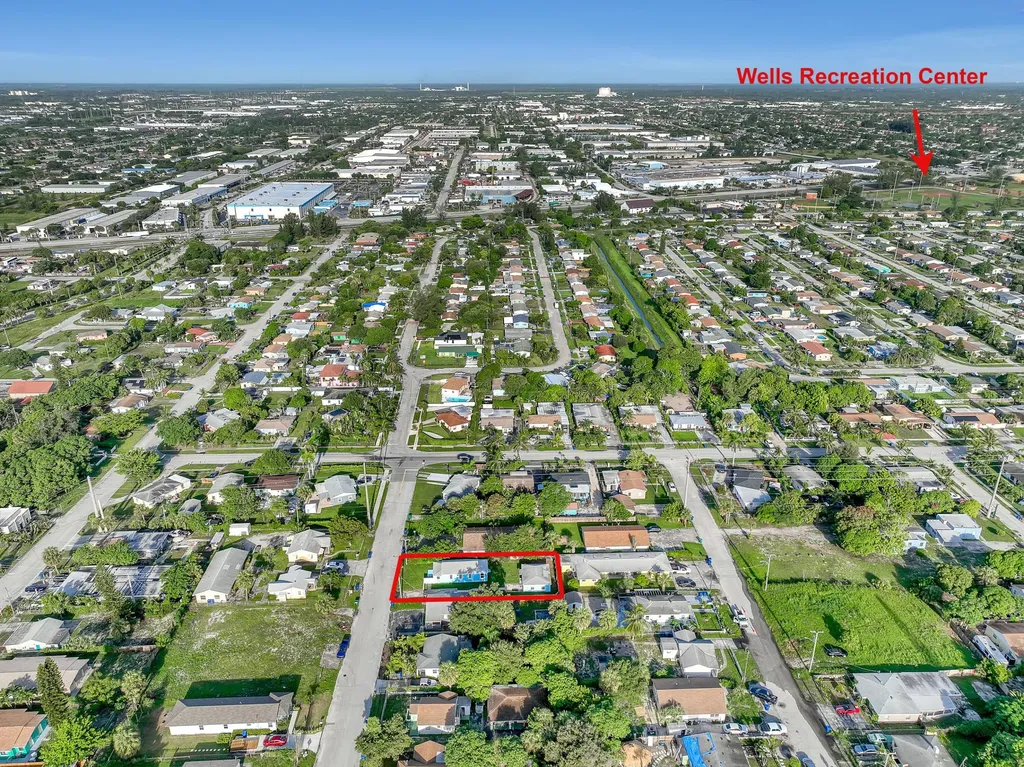 180 W 15th Street Riviera Beach FL 33404
