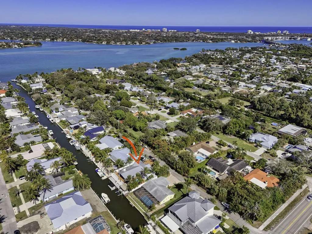 908 Penn Trail Jupiter FL 33458