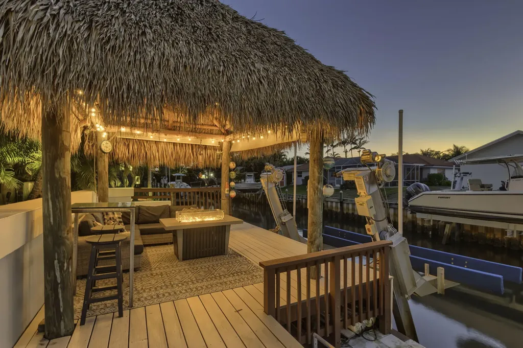 908 Penn Trail Jupiter FL 33458