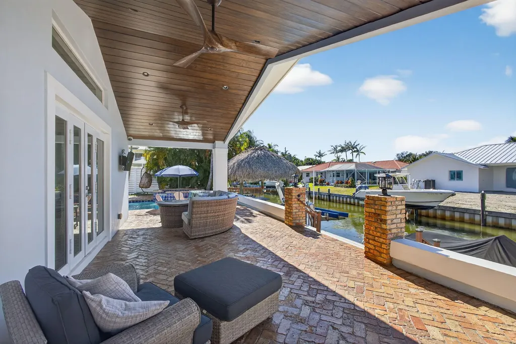 908 Penn Trail Jupiter FL 33458