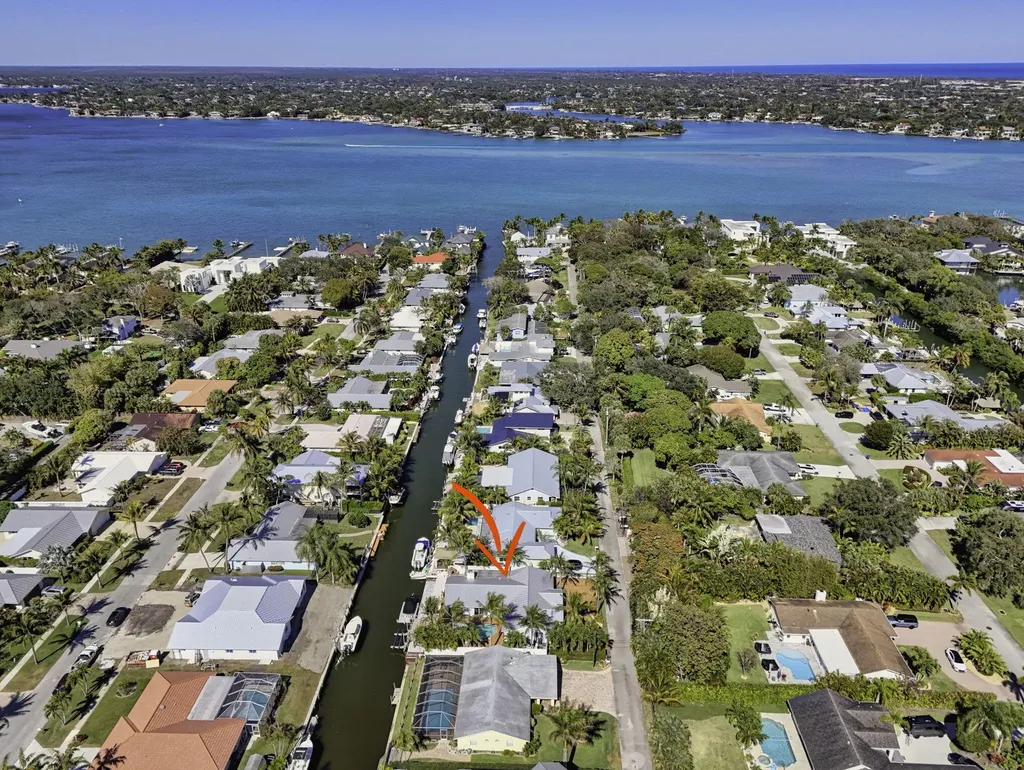 908 Penn Trail Jupiter FL 33458
