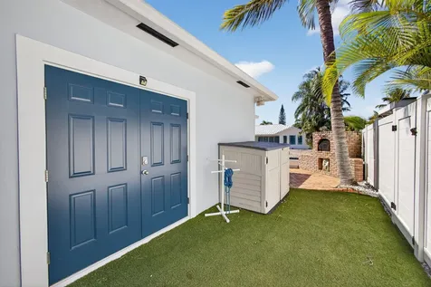908 Penn Trail Jupiter FL 33458
