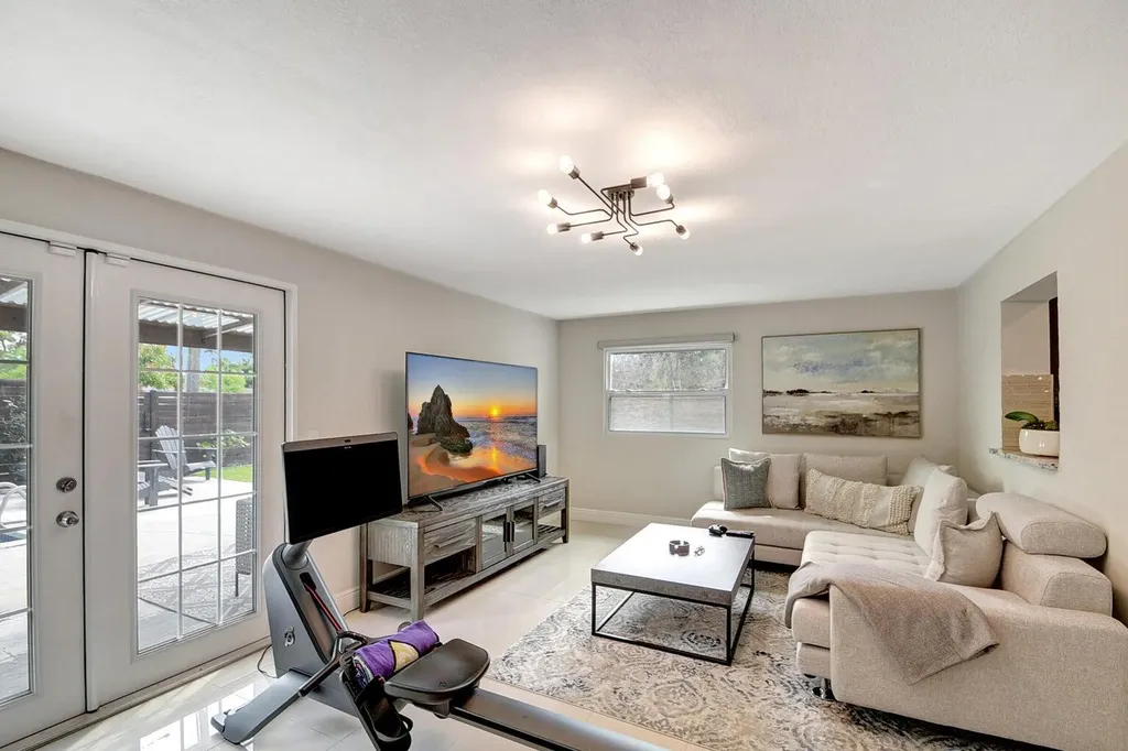 702 Grove Street Lake Worth Beach FL 33461