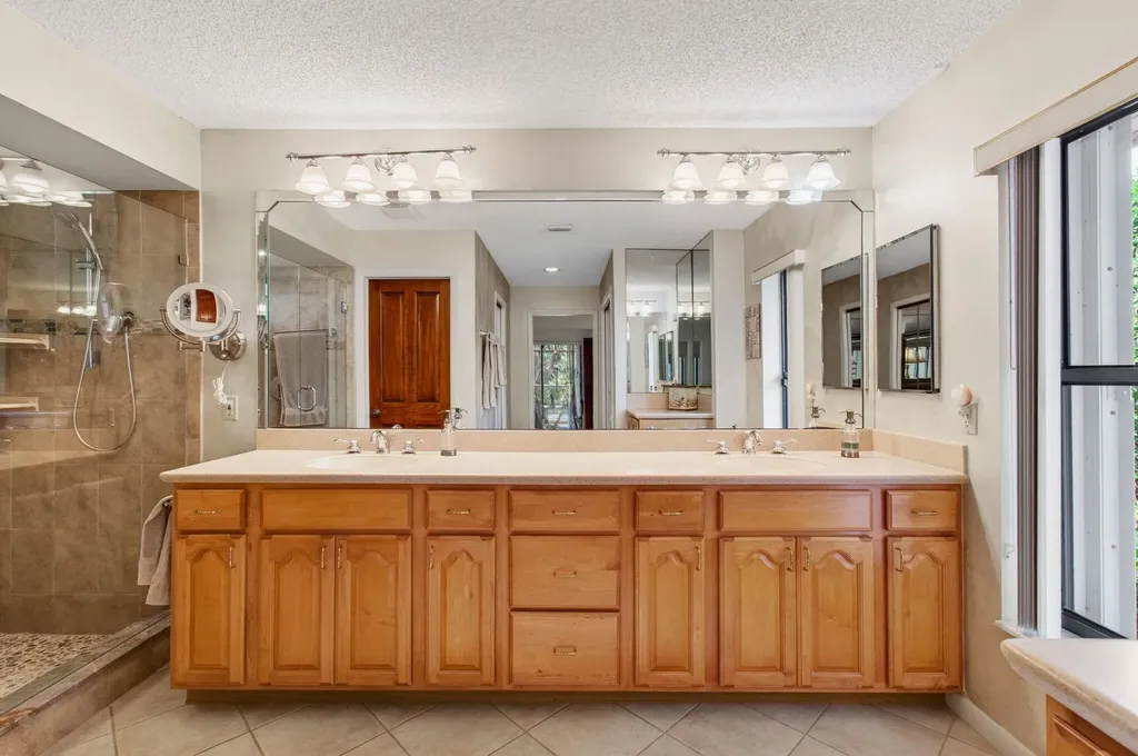 2036 Amesbury Circle Wellington FL 33414