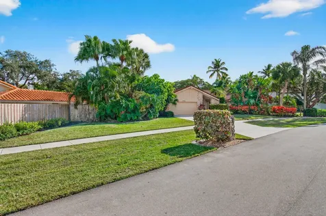 2036 Amesbury Circle Wellington FL 33414