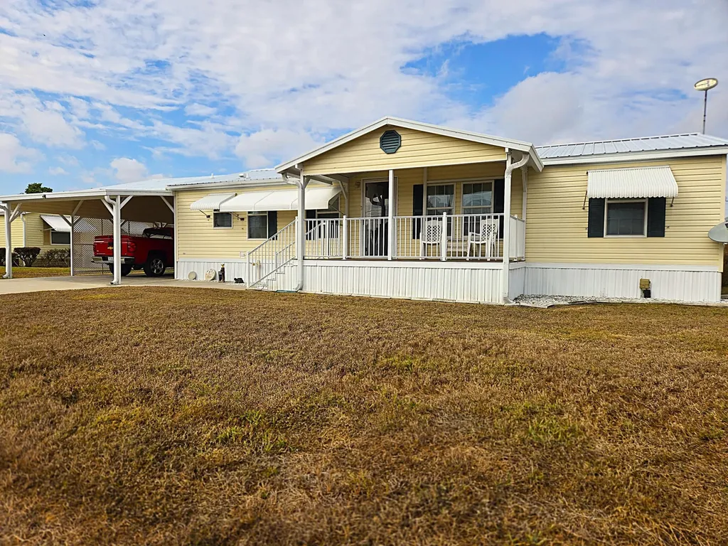 2425 SE 31st Street Okeechobee FL 34974