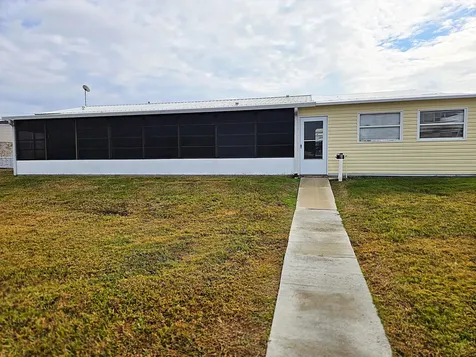 2425 SE 31st Street Okeechobee FL 34974