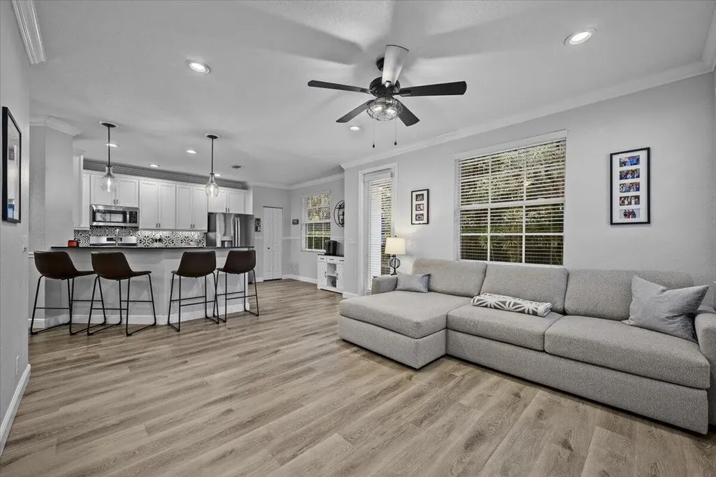 627 Castle Drive Palm Beach Gardens FL 33410