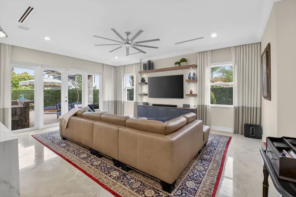 8859 Cobblestone Point Circle Boynton Beach FL 33472