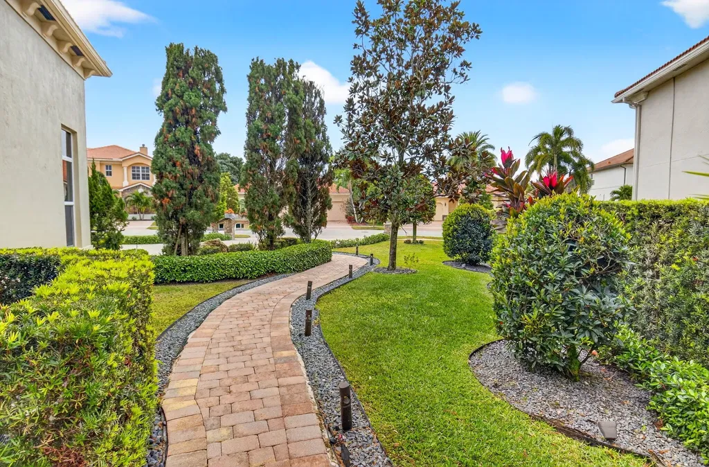 8859 Cobblestone Point Circle Boynton Beach FL 33472