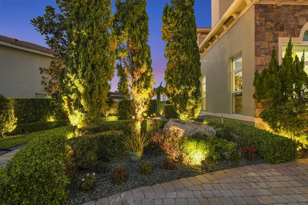 8859 Cobblestone Point Circle Boynton Beach FL 33472